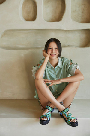 [김나영 착용]Stripe ribbon sandal(green)