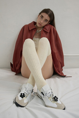 2025 New flowerbomb sneakers(white)