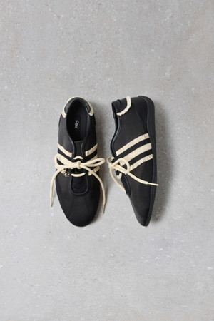 Fev_Veil run sneakers(black)