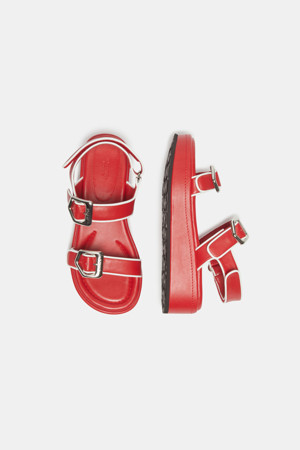 Line Buckle Strap Sandal(red)