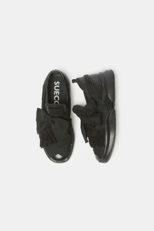 Knotted ribbon sneakers(black)