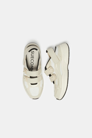 Flower strap sandal sneakers(beige)