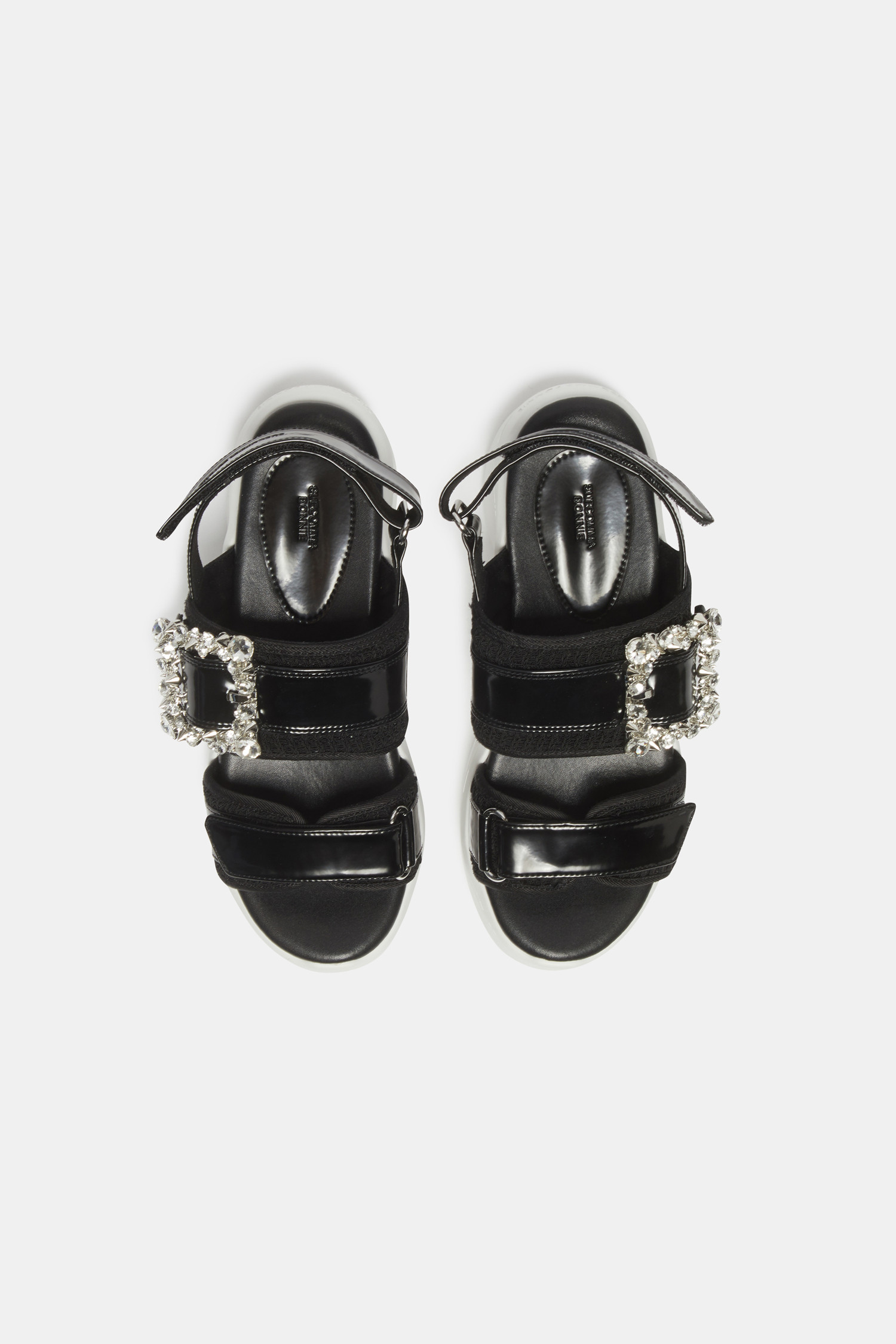 ★SUECOMMA BONNIE★ Jewelry buckle sandalblack DG2AM25017BLK Pompom flat sandal(black)_SUECOMMA BONNIE - 코오롱몰