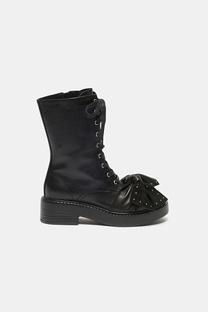 Ribbon lace-up boots(black)