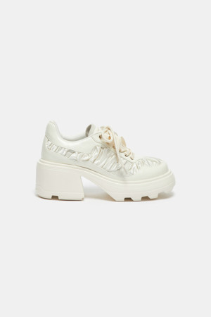 Curtain call  platform sneakers(ivory)