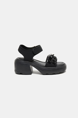 Flower cosage point sandal(black)