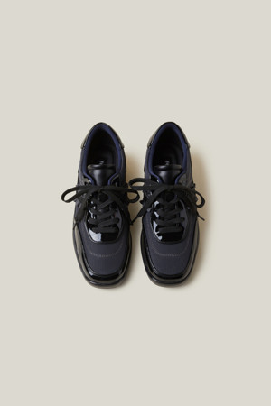 Fev_Veil lift runner sneakers(black)
