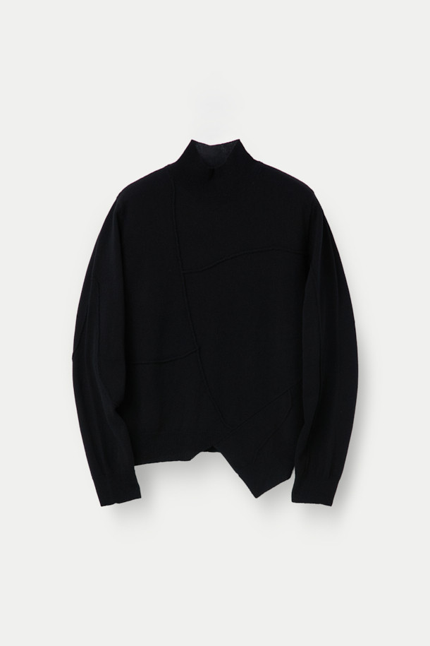 CHIAHUNG SU (치아홍 수) 핸드 다이드 캐시미어 터틀넥은 부드러운 촉감의 캐시미어 소재로 제작되어 가을, 겨울 시즌에 따뜻함을 선사합니다. 블랙 컬러의 무지 디자인으로 모던하고 미니멀한 스타일을 연출하며, 핸드 다잉 기법으로 섬세함을 더했습니다. 출근룩, 오피스룩, 모임룩 등 다양한 TPO에 활용 가능하며, 클래식, 미니멀, 시크한 스타일을 완성합니다. 긴 소매와 터틀넥 디자인은 세련된 분위기를 자아냅니다.
