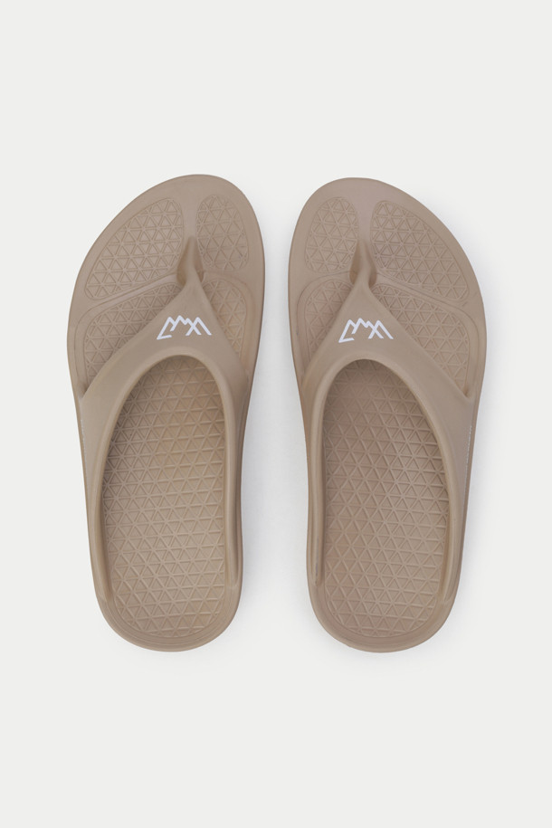 COMFY OUTDOOR GARMENT - 샌들/슬리퍼 - CMF RECOVERY SANDAL