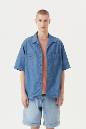 샴브레이 숏 슬리브 오픈 칼라 셔츠