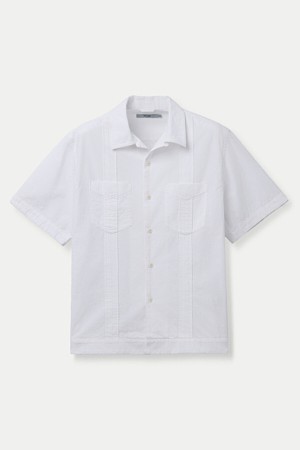 화이트 투포켓 오픈카라 반팔셔츠					