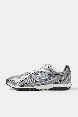NEW BALANCE U204L1KP