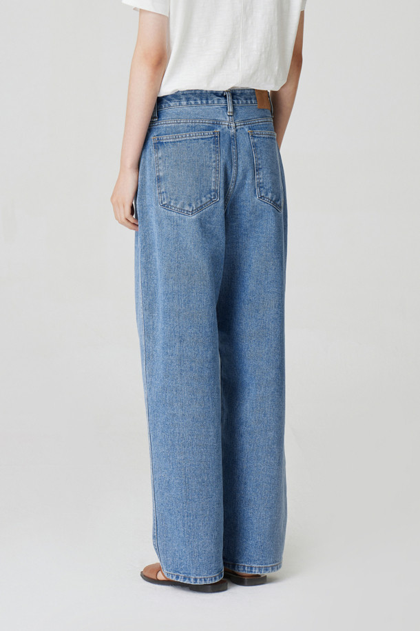 24/7 series - 롱/미디팬츠 - PLEATED WIDE-LEG JEANS (247)