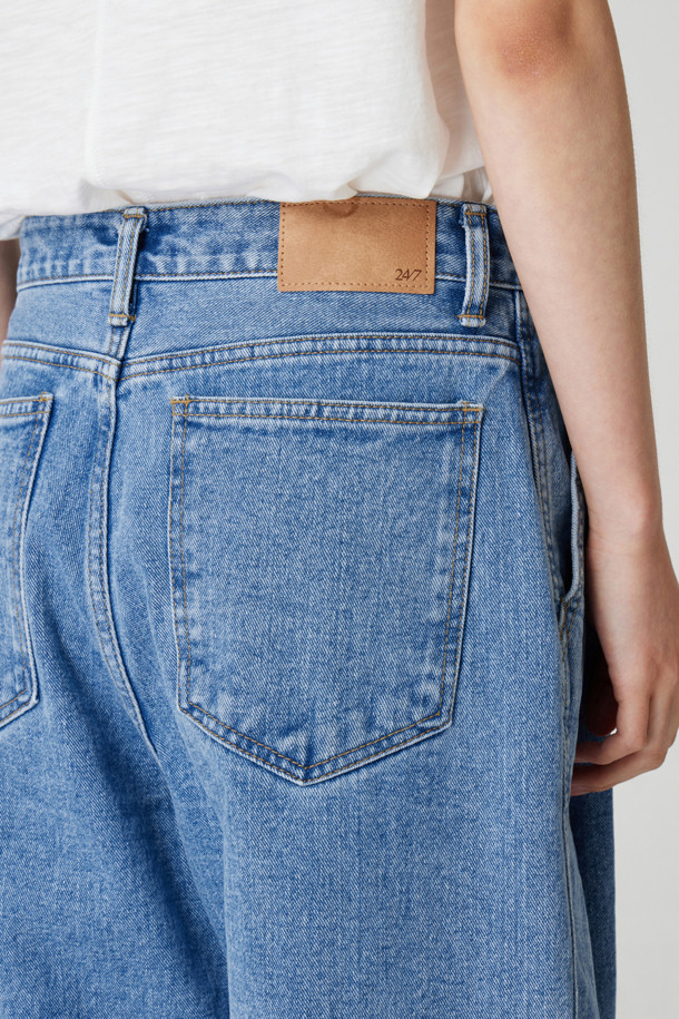 24/7 series - 롱/미디팬츠 - PLEATED WIDE-LEG JEANS (247)