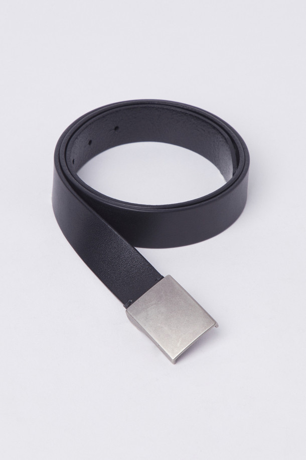 PLAIN BUCKLE LEATHER BELT (247)_BLACK_0