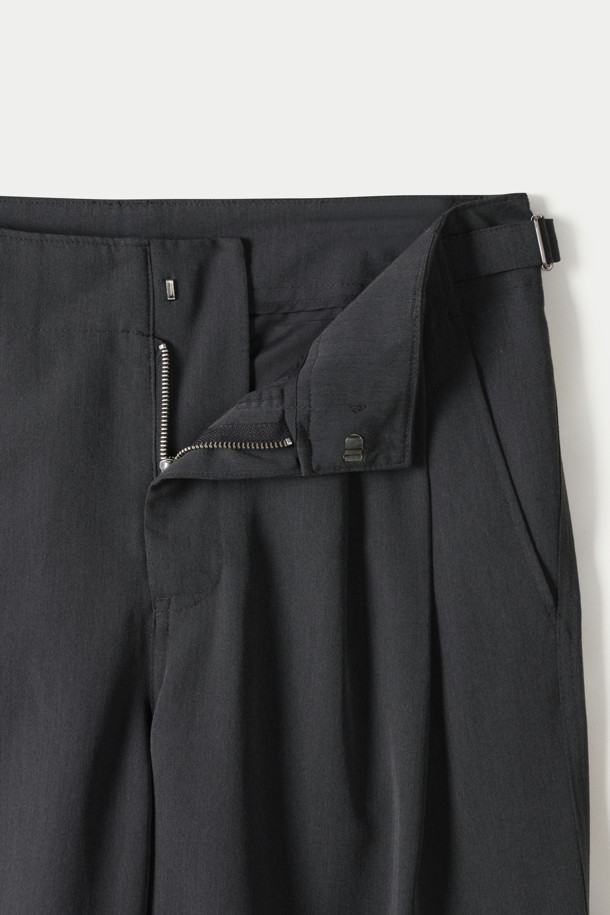 24/7 series - 캐주얼팬츠 - PLEATED SIDE ADJUSTER PANTS (247)