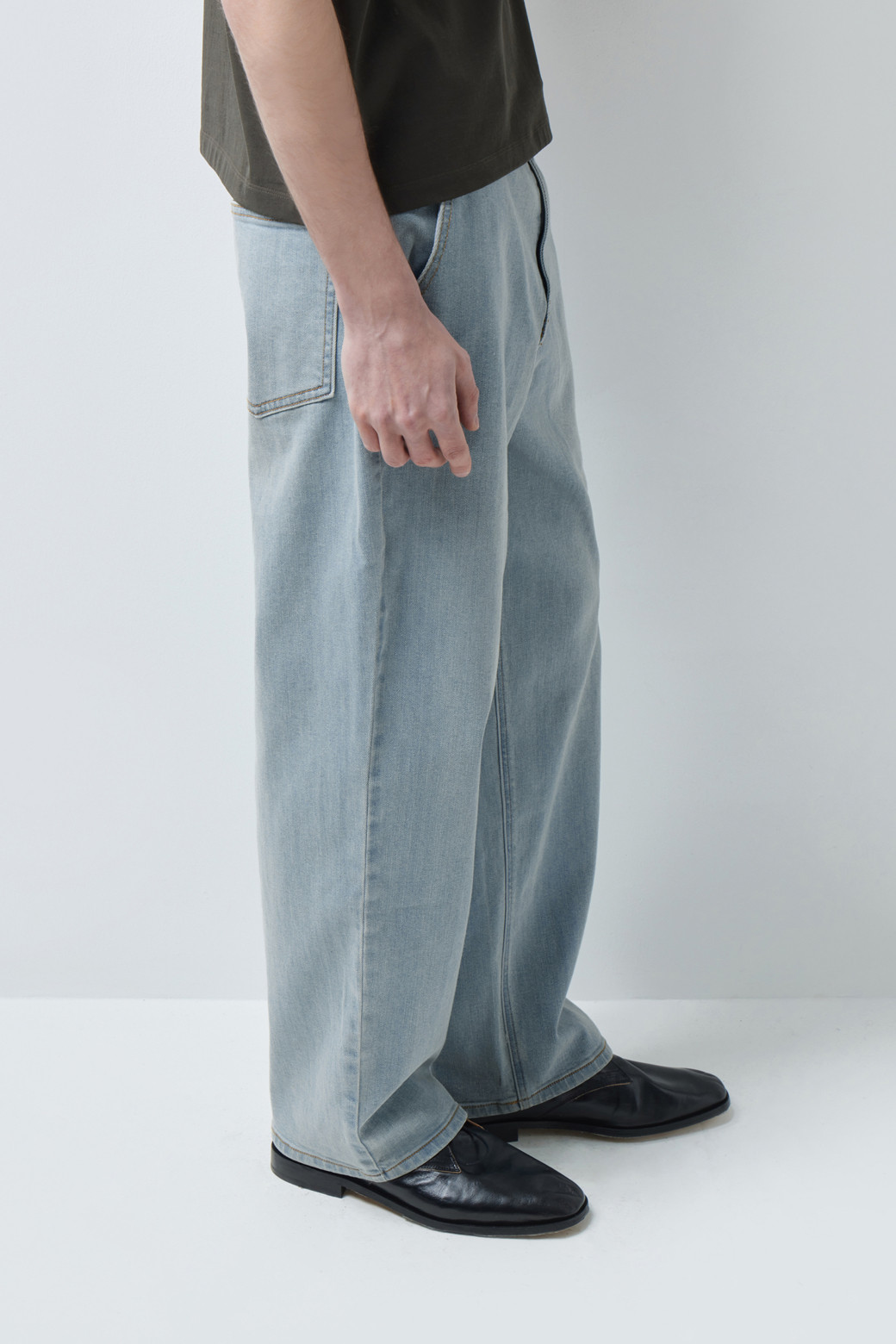 상품 상세 이미지-a