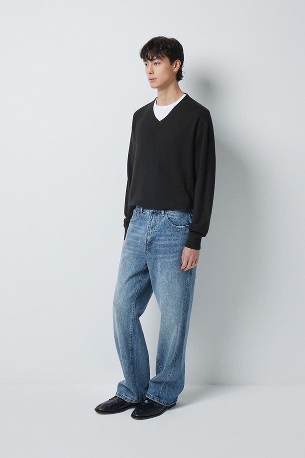 FINE RIBBED 브이넥 12GG 니트 (247)_BLACK_2