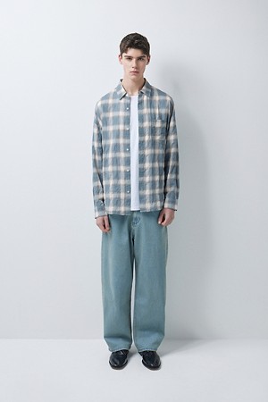 OVERSIZED CREASE CHECK SHIRTS (247)