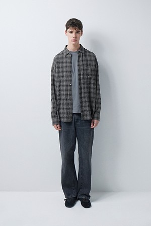 OVERSIZED CREASE CHECK SHIRTS (247)
