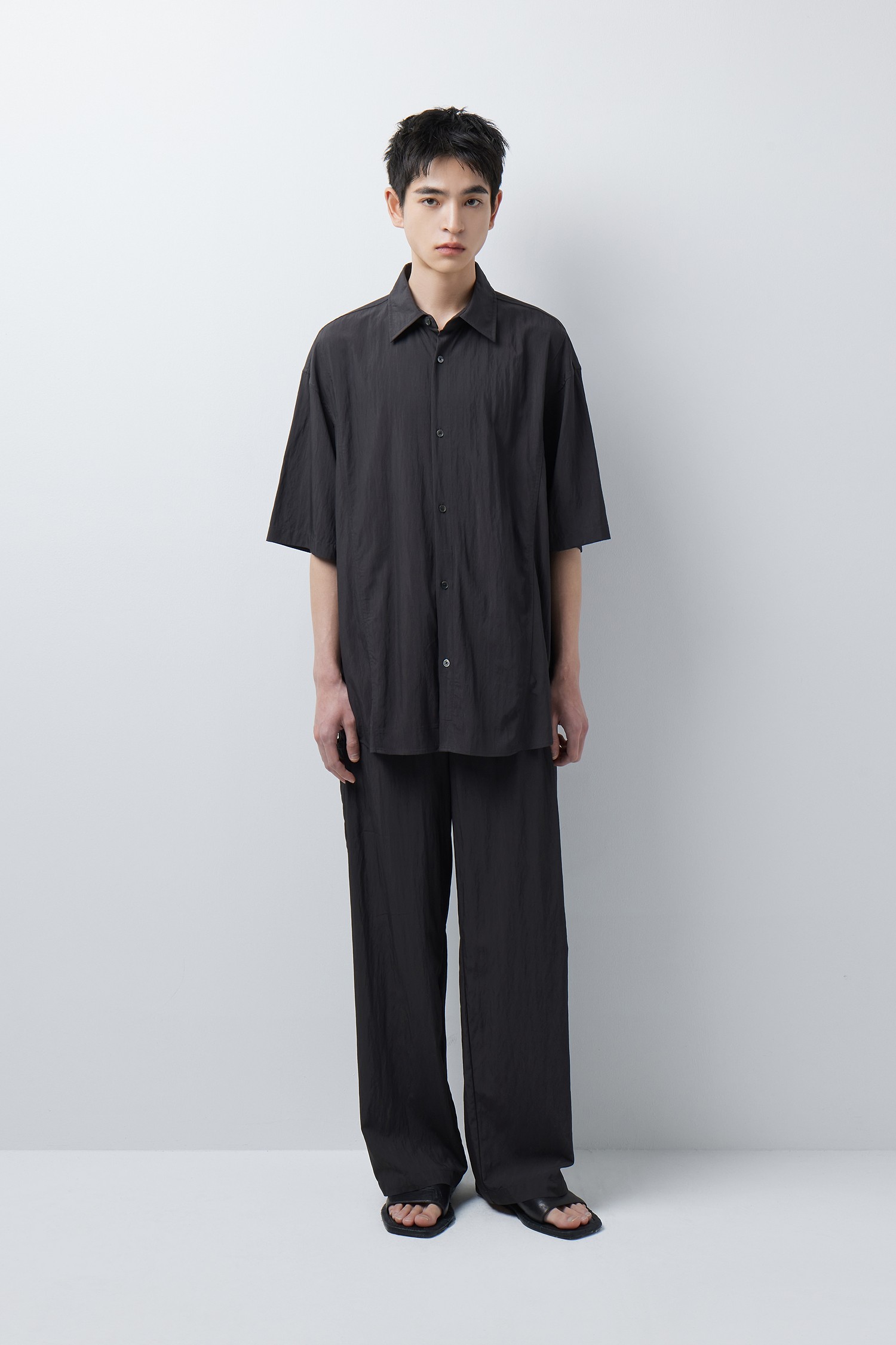 24/7 시리즈] VEIL HALF SHIRTS
