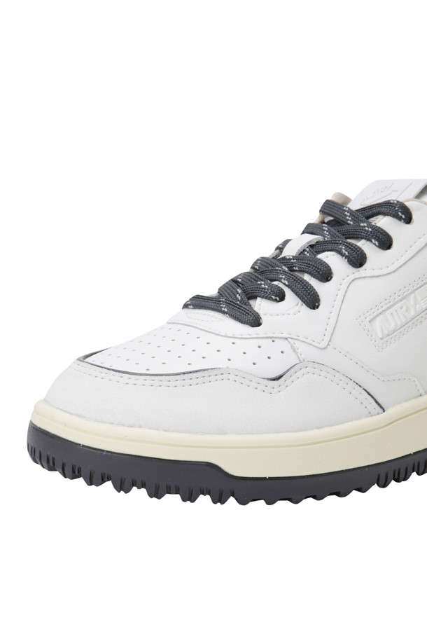 AUTRY -  - AUTRY WOMEN GOLF SHOES WHT/VULKAN