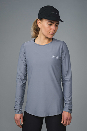 DOXA WOMENS RERUN TEE LS_GREY-a