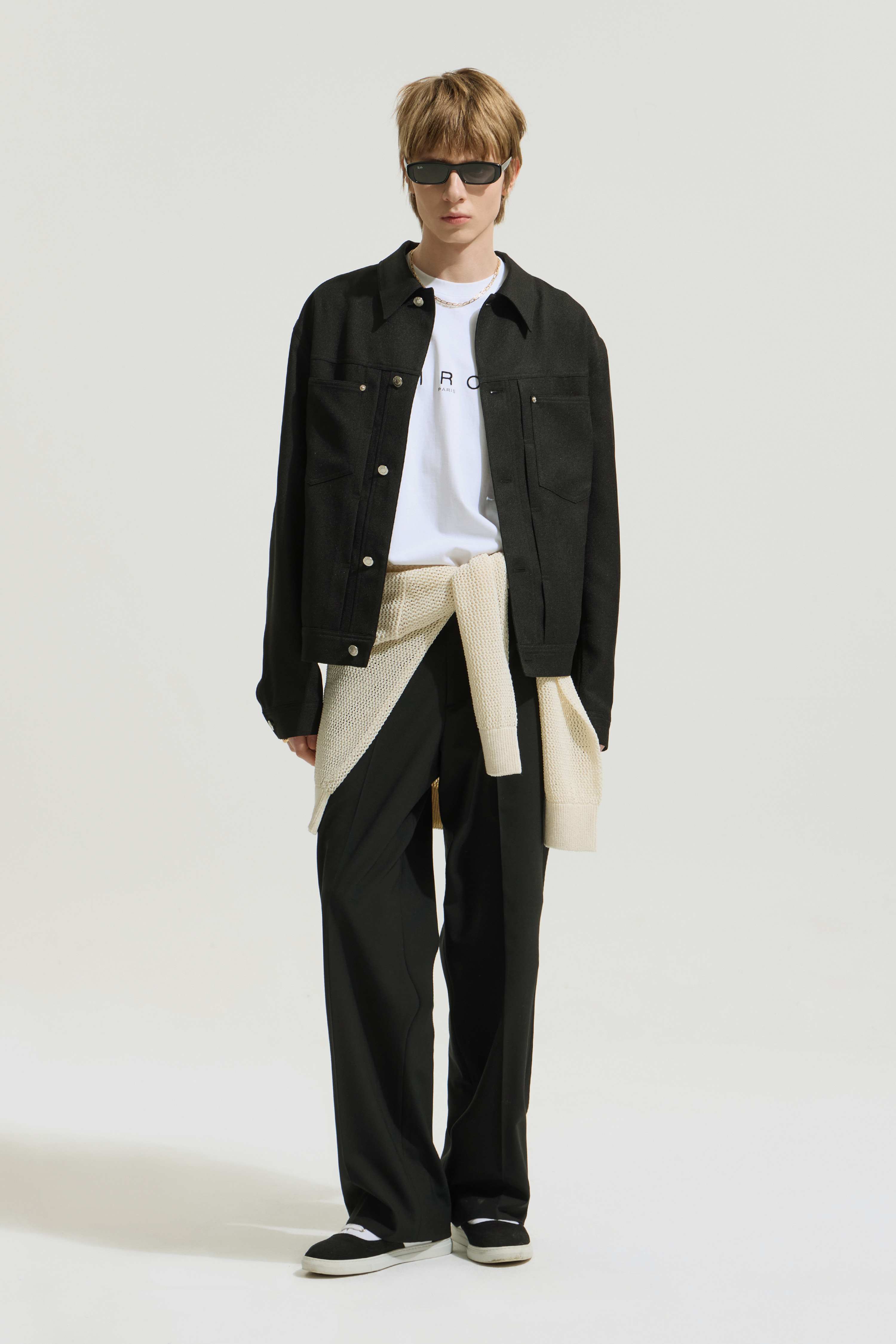 IQJAM25701 BKX 3.jpg