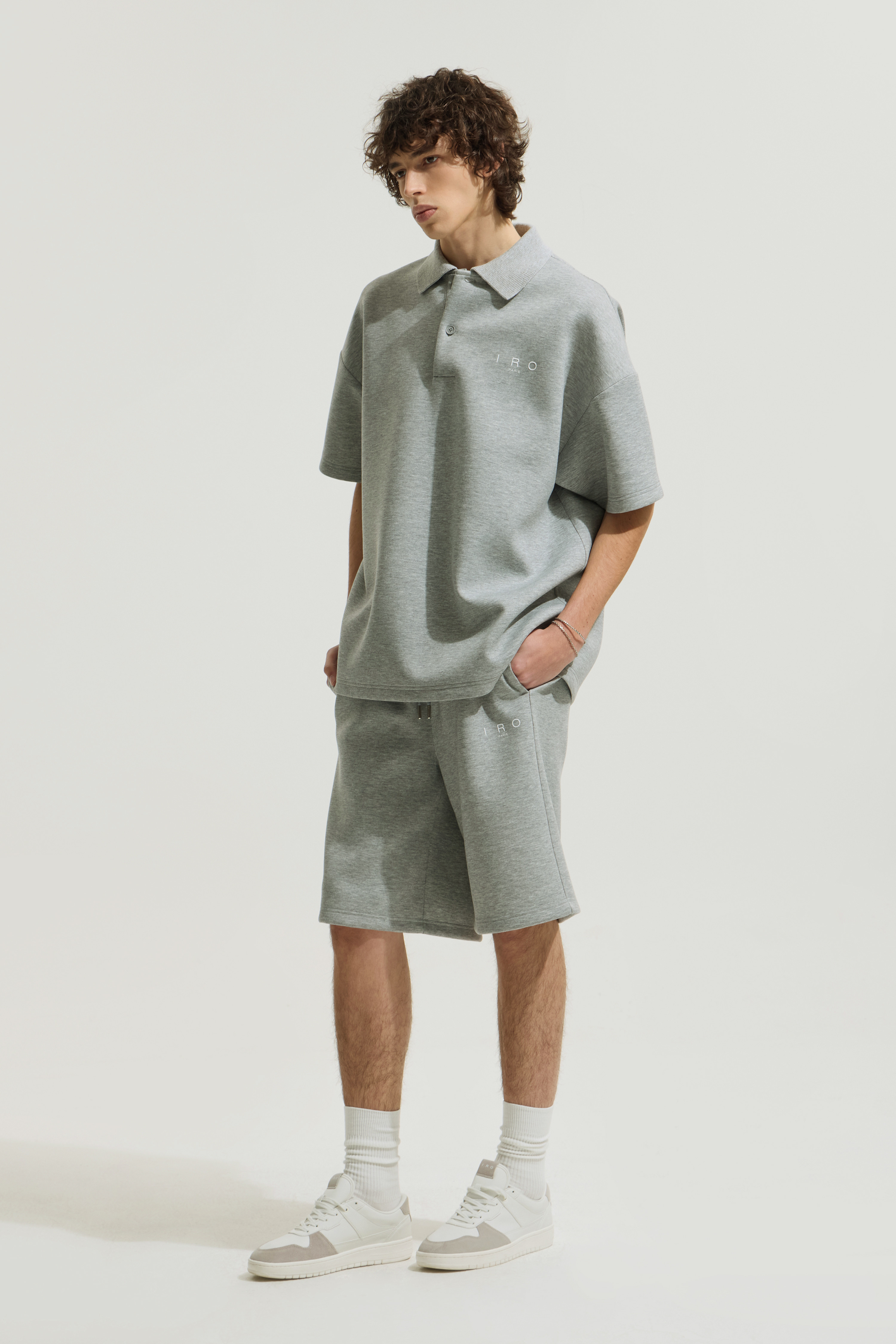 IQTAM25901 GYX (2).jpg