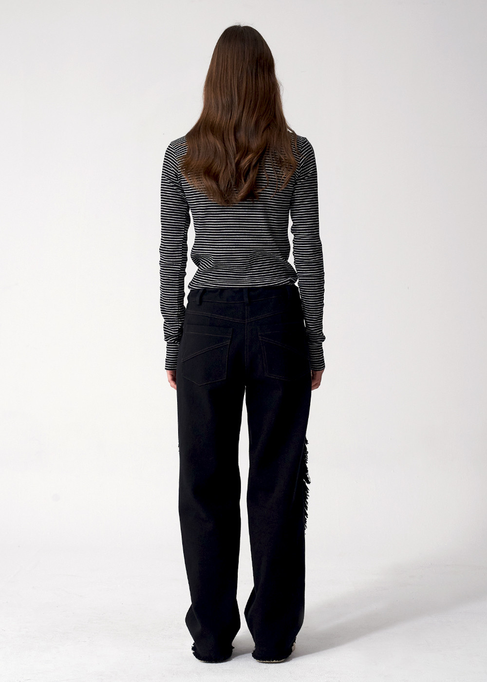 [22FW] LOW-RISE TASSEL DENIM PANTS_BLACK 로우라이즈 태슬 데님 팬츠_SIGREAT